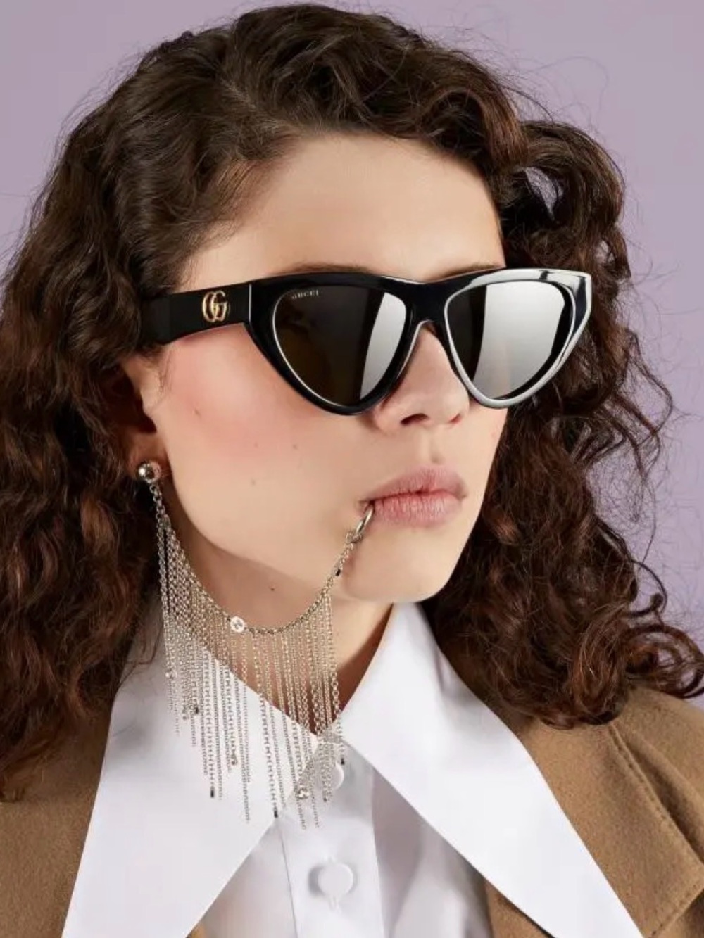 Gucci Black Cat-Eye Sunglasses with Gold Logo Temples GG1333S 001